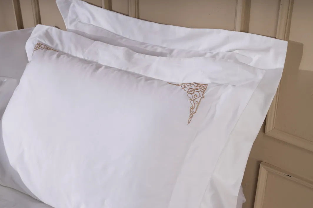 Jogo de Cama King Combo White - Fronha Arabesco Gold 5