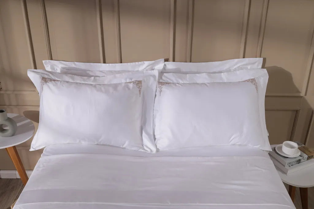 Jogo de Cama Queen Combo White - Fronha Arabesco Gold 2